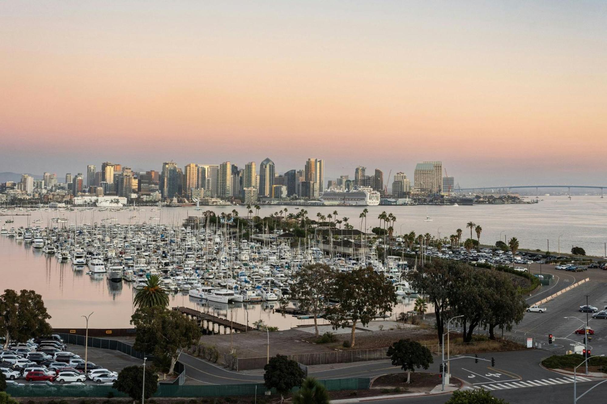 Sheraton San Diego Resort Exterior foto